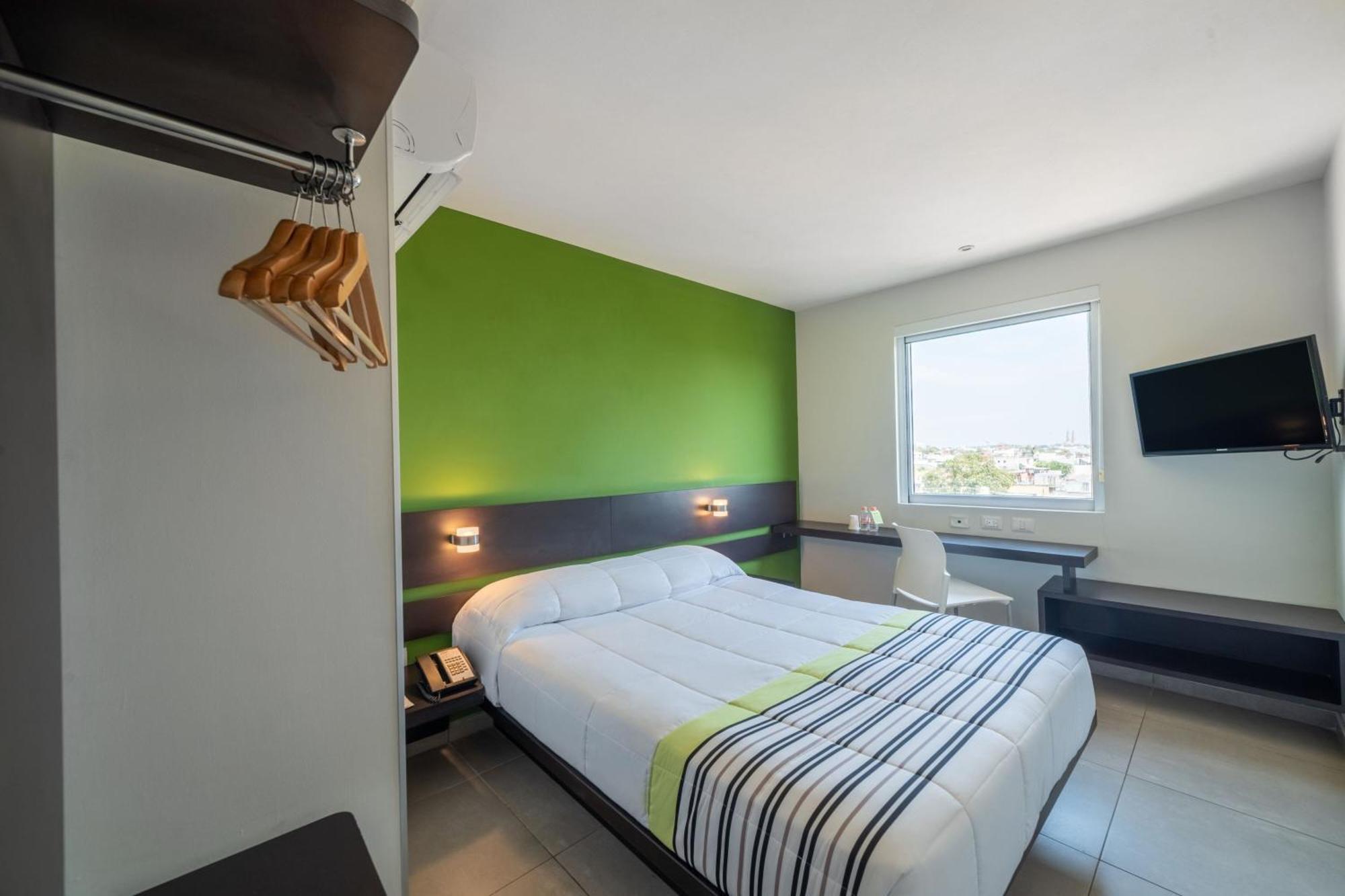 City Express Junior By Marriott Toluca Zona Industrial Dış mekan fotoğraf