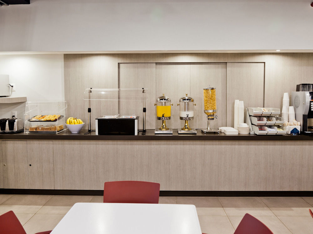 City Express Junior By Marriott Toluca Zona Industrial Dış mekan fotoğraf